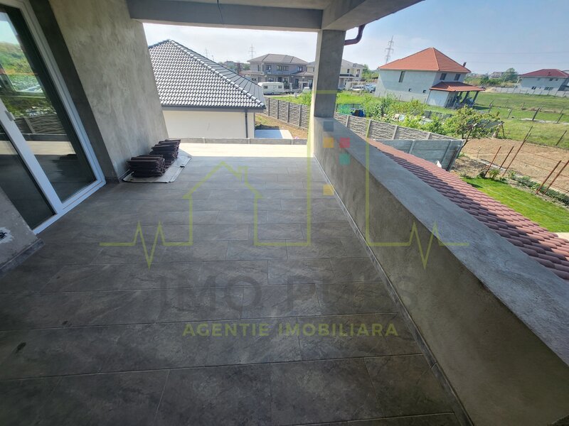 Timis Casa individuala. 660 Teren. Ghiroda. Carport. Pompe de caldura