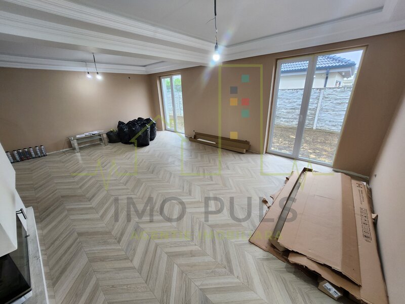 Timis Casa individuala. 660 Teren. Ghiroda. Carport. Pompe de caldura